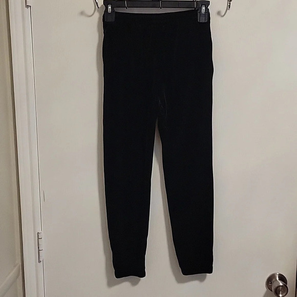 New With Tag Girls 2 Piece Top & Pants with Matching Hair Clip Size 8 Velor Soft - Picture 7 of 9